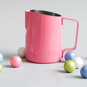 WPM 15 oz Latte Art Pitcher with Round Spout — image 3