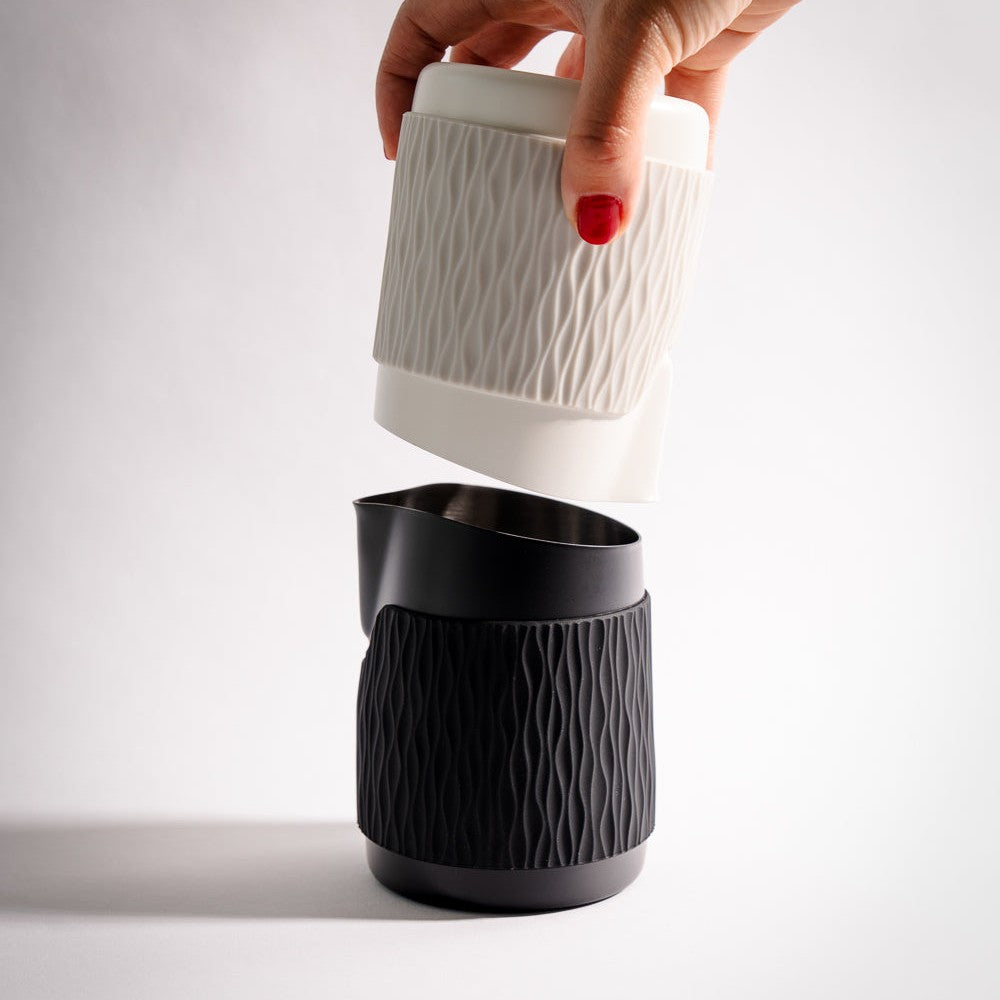 WPM Monochrome Handleless Latte Art Pitcher 15 oz — image 7