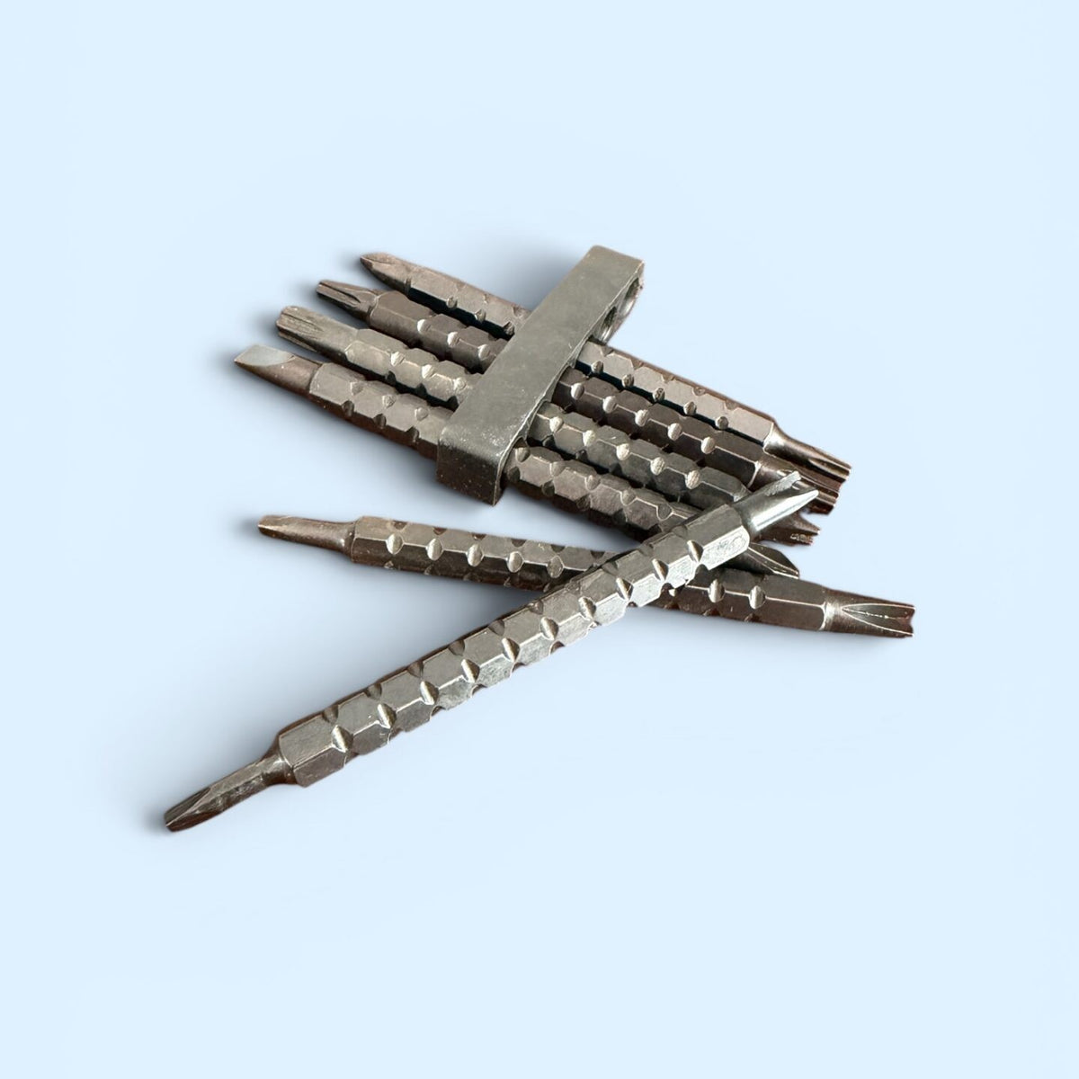 Rattleware Stubby Screwdriver with Interchangeable Tips — image 3