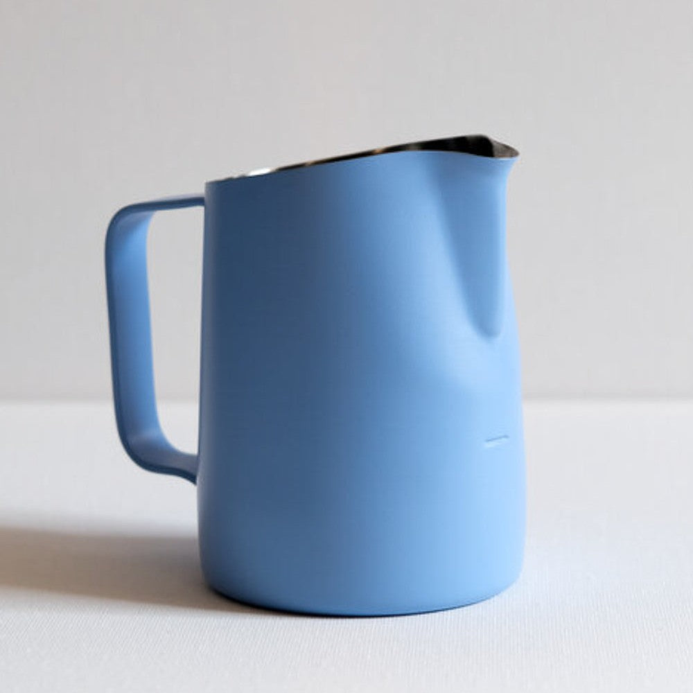 WPM Latte Art Pitcher with Wide Spout, 15 oz — image 4
