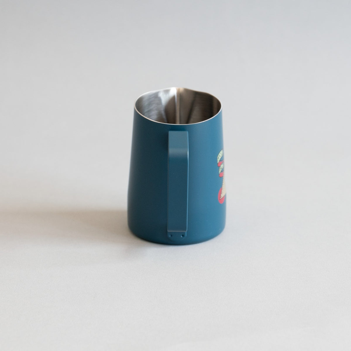 WPM x Slow Pour Supply 15oz Round Spout Latte Art Pitcher — image 6
