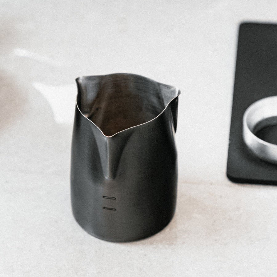 Kimera 500 Tri-Spout Handleless Latte Art Pitcher — image 8