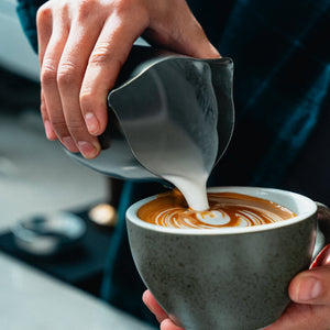 Kimera 500 Tri-Spout Handleless Latte Art Pitcher — image 6