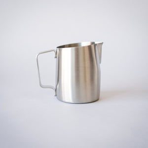 WPM Latte Art Pitcher 17 oz with Round Tip and Dual Volume Indicator — image 1