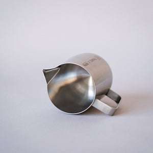 WPM Thames Collaboration Flat Top Latte Art Pitcher 600cc — image 7