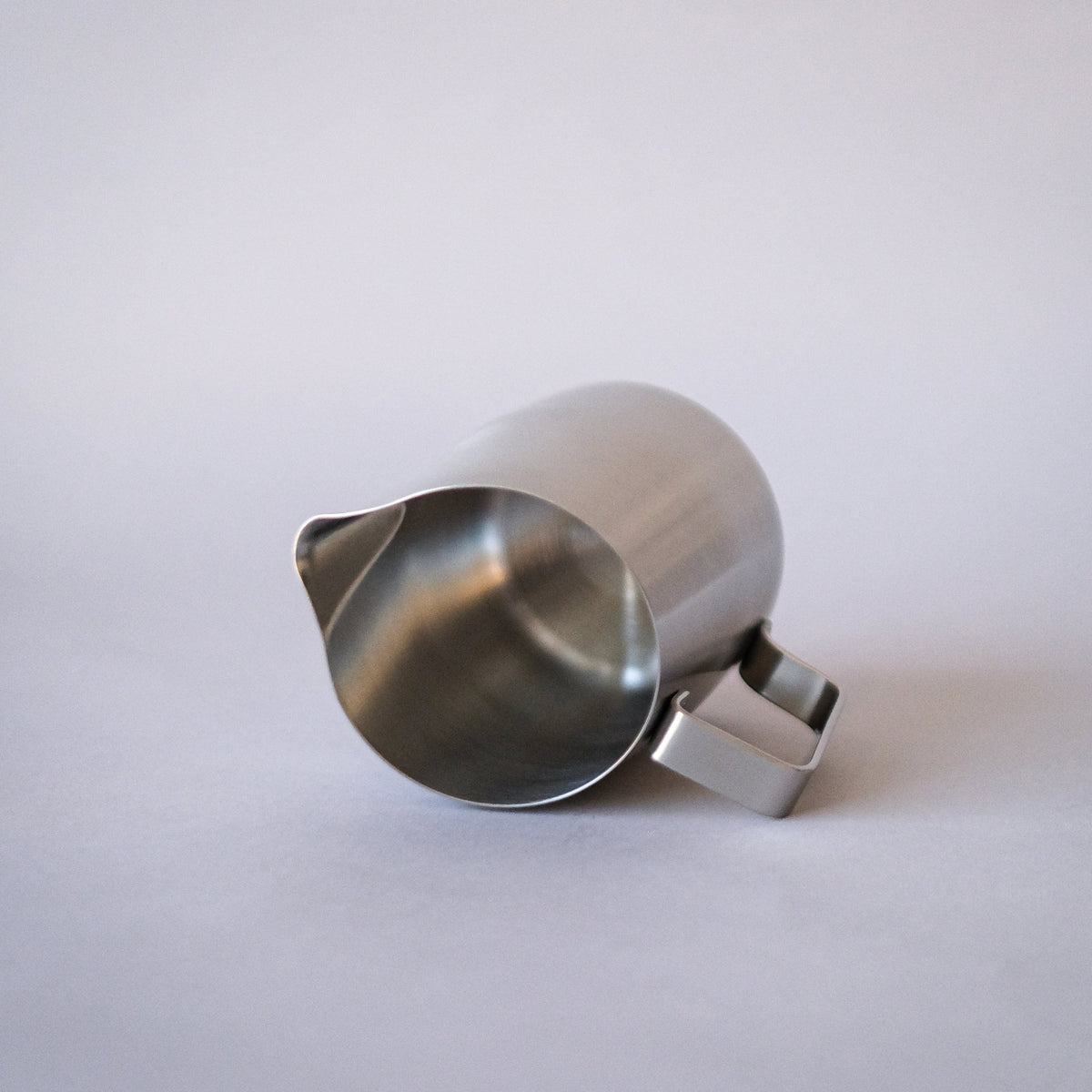 WPM 22 oz Latte Art Pitcher with Wide Spout — image 7
