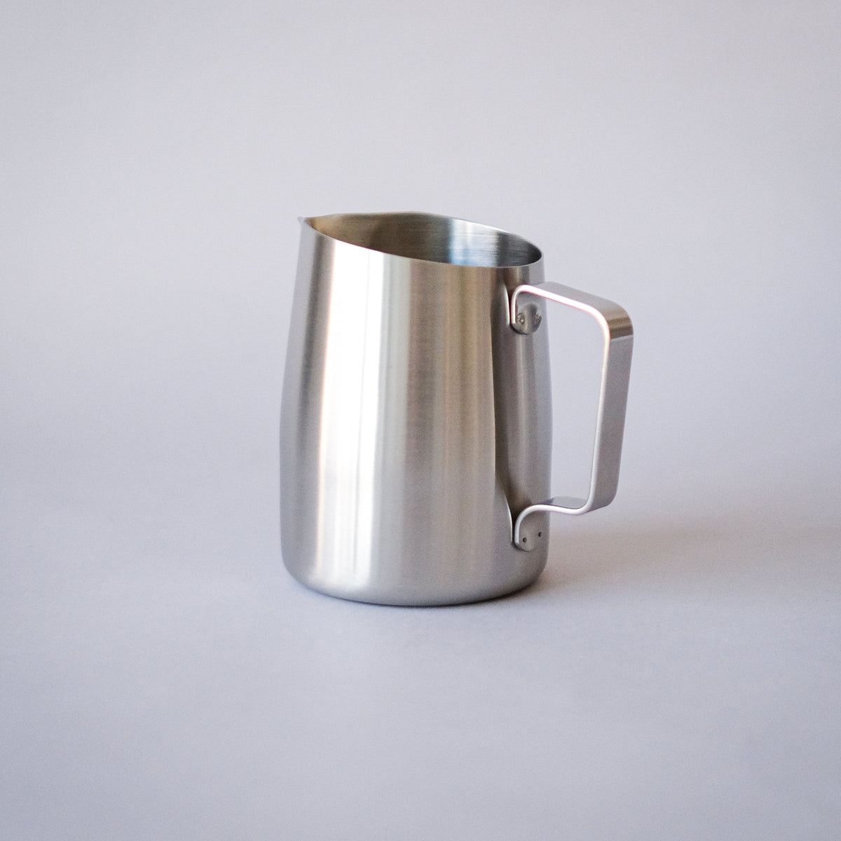 WPM 22 oz Latte Art Pitcher with Wide Spout — image 8